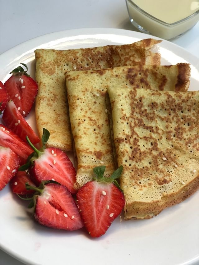 Strawberry Folded Crepes