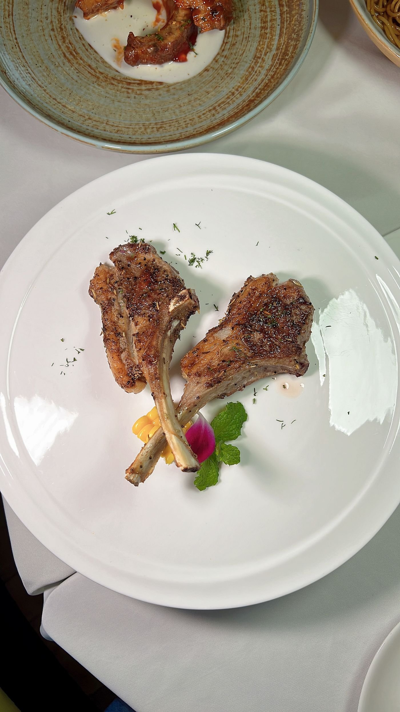 Frenched Lamb Chops with Garlic