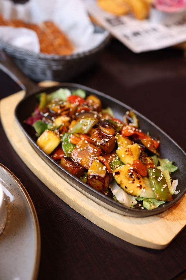Sizzling Tofu Vegetable Stir-Fry