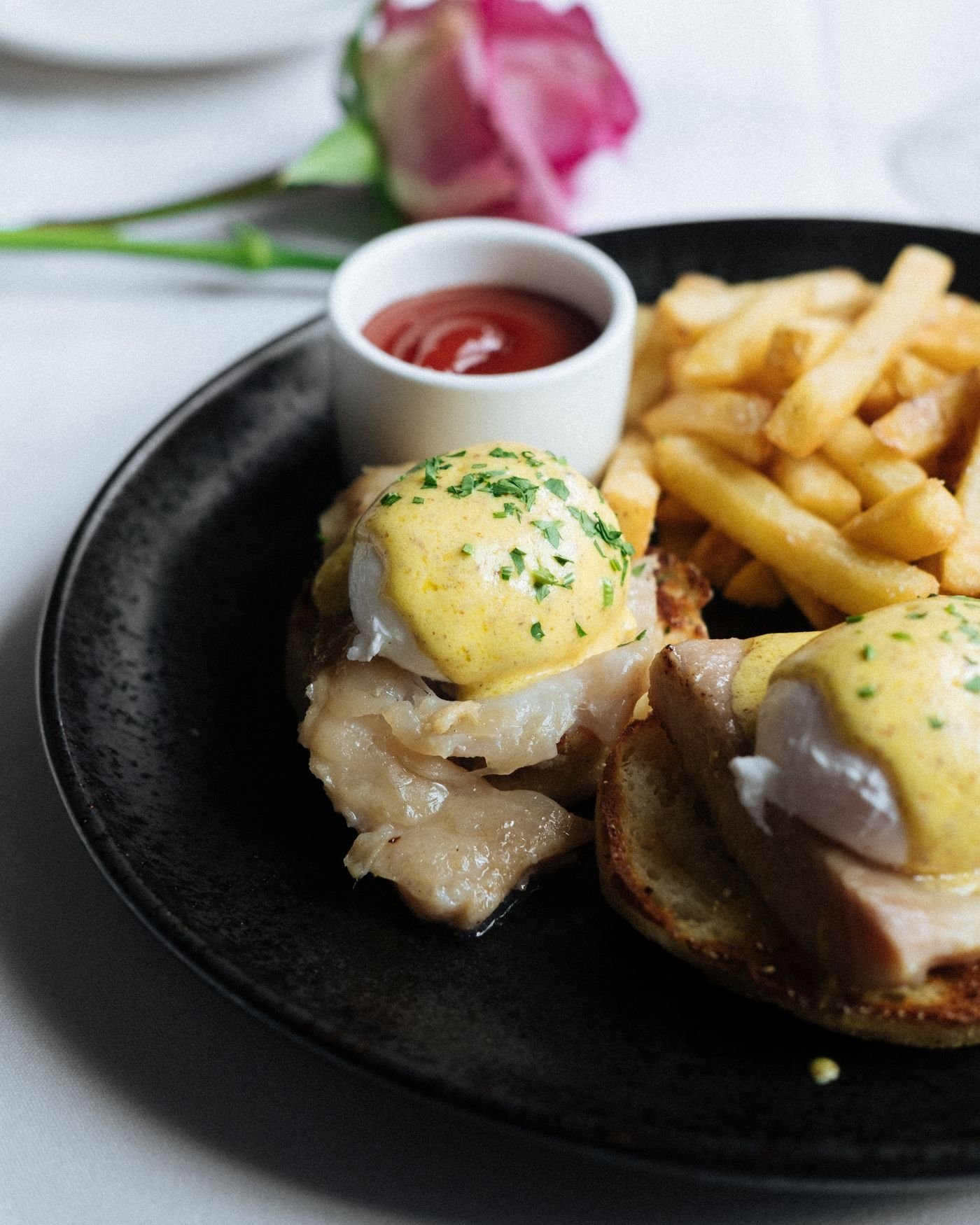 Benedict and Crispy Fries Plate